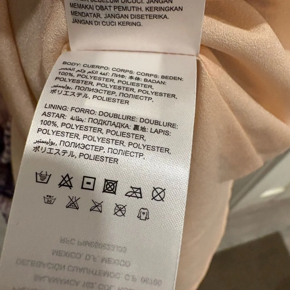 BEBE V-NECK MULTICOLOUR DRESS - Picture 7 of 9